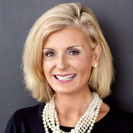 Profile picture of Carrie Robbins