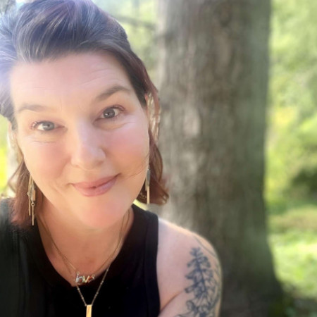 Profile picture of JEANIE KENDALL